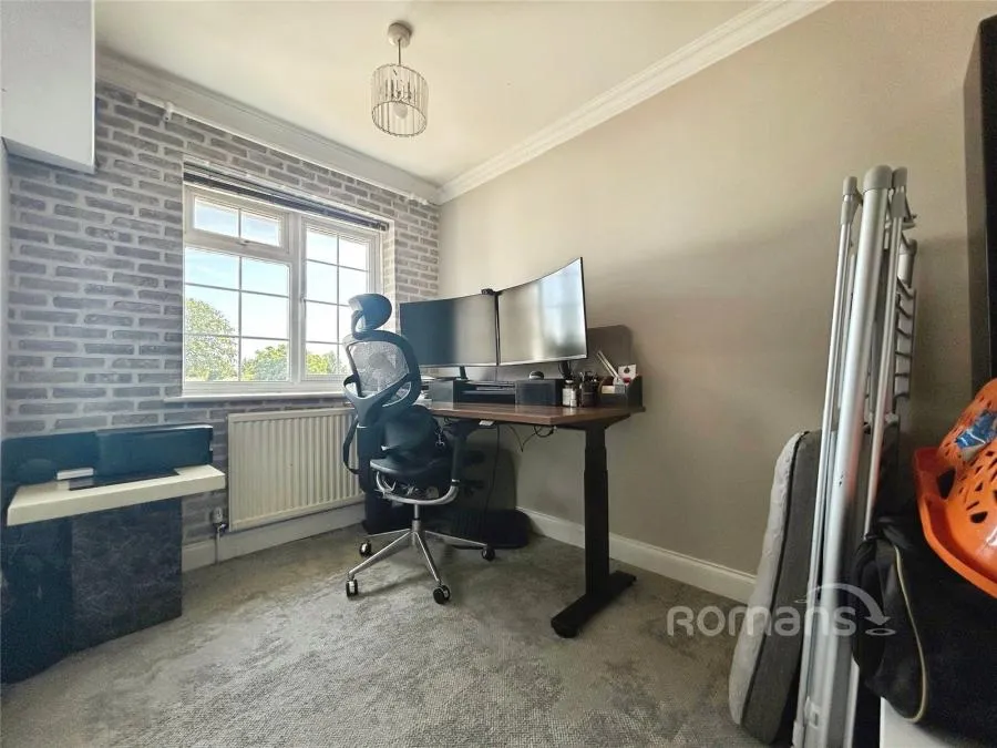 Tockley Road, Burnham, SL1, photo 10