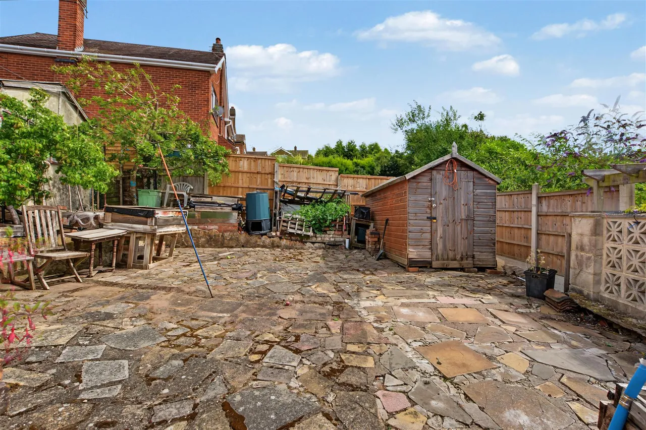 Surgeys Lane, Arnold, NG5, photo 9