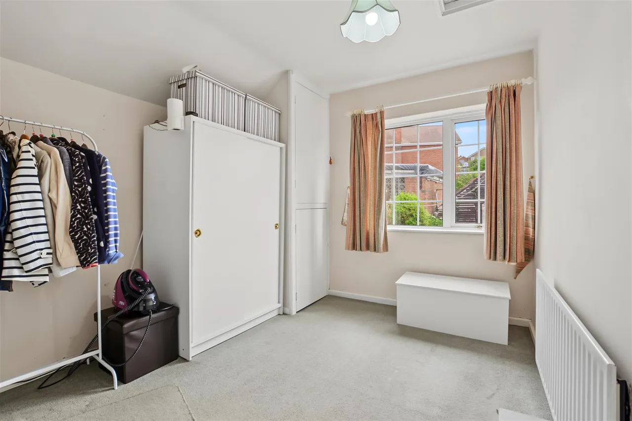 Surgeys Lane, Arnold, NG5, photo 7