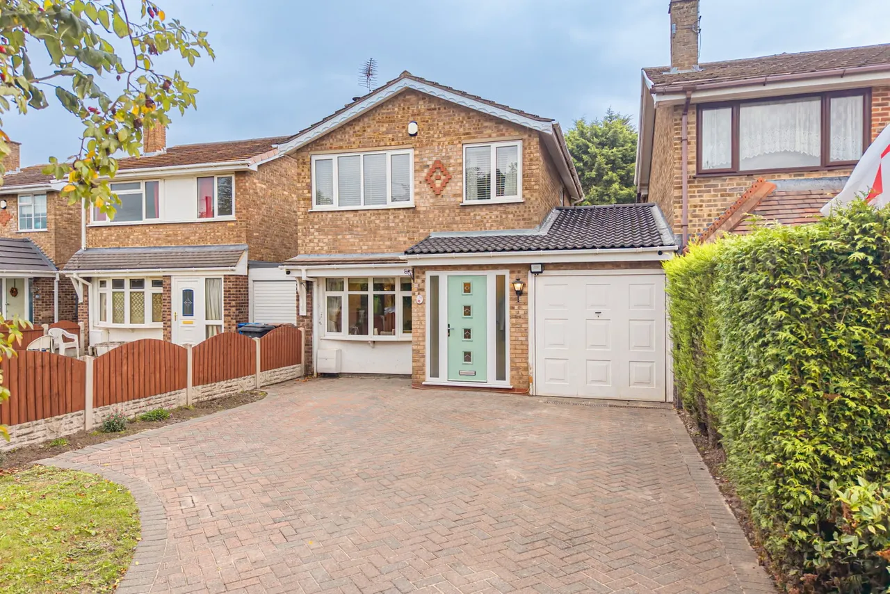 3 bed house for sale, Worthington Road, Fradley, WS13