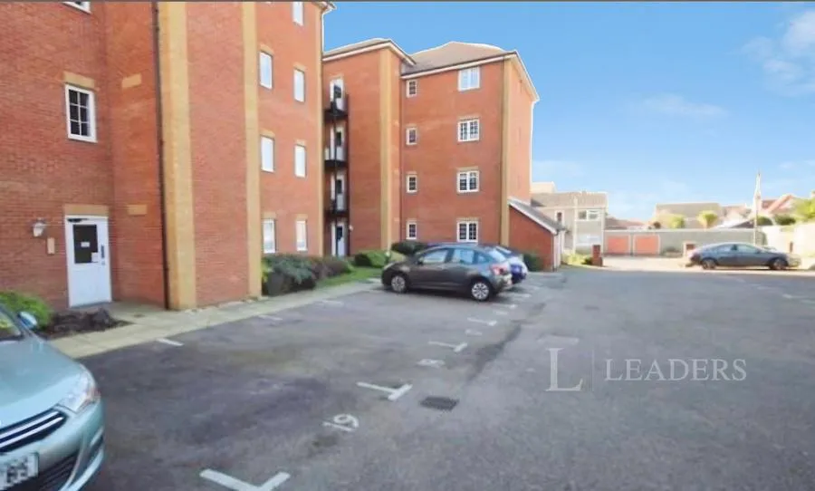 Nelson Road, Clacton-on-Sea, CO15, photo 24