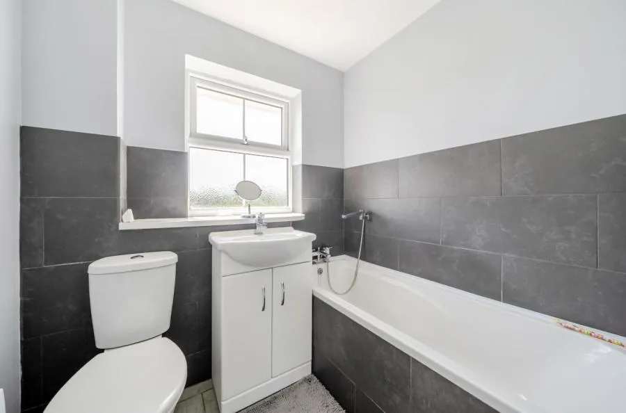 Puffin Way, Aylesbury, HP19, photo 12