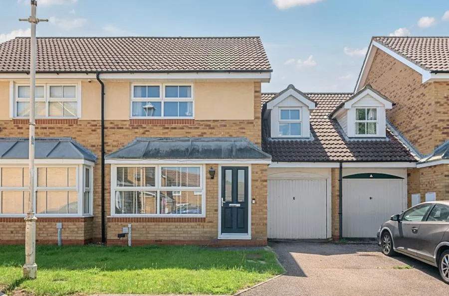 Puffin Way, Aylesbury, HP19, photo 17