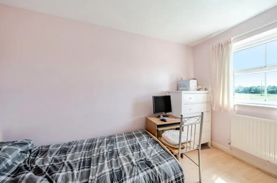 Puffin Way, Aylesbury, HP19, photo 11