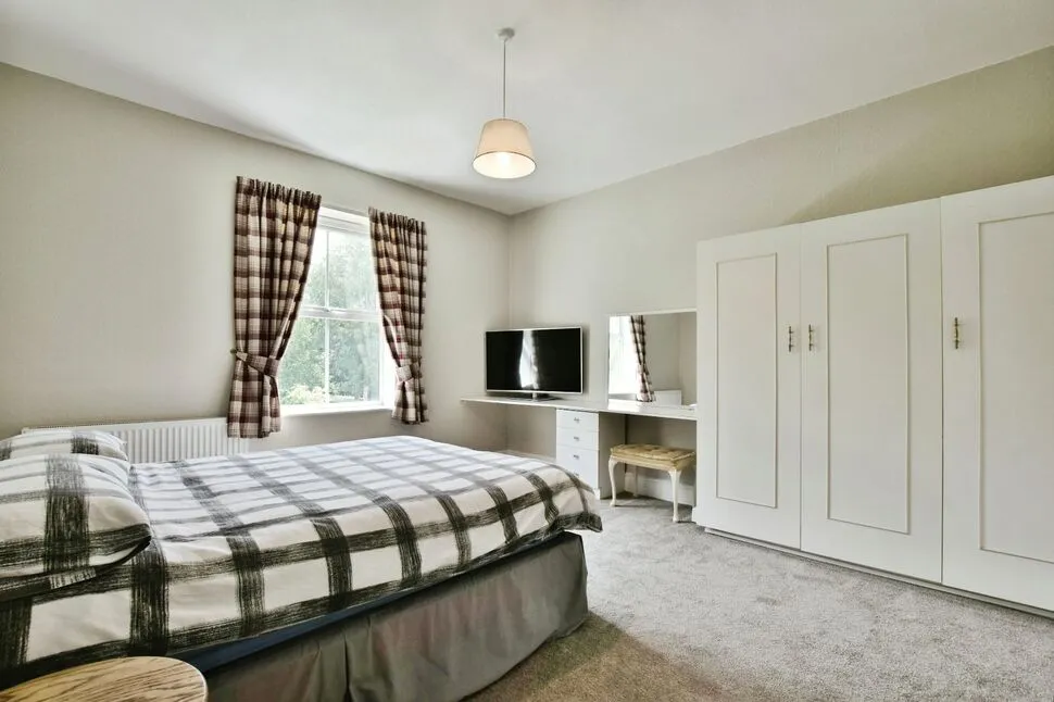 Moor Lane, SK9, photo 10