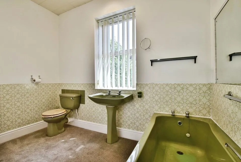 Moor Lane, SK9, photo 12