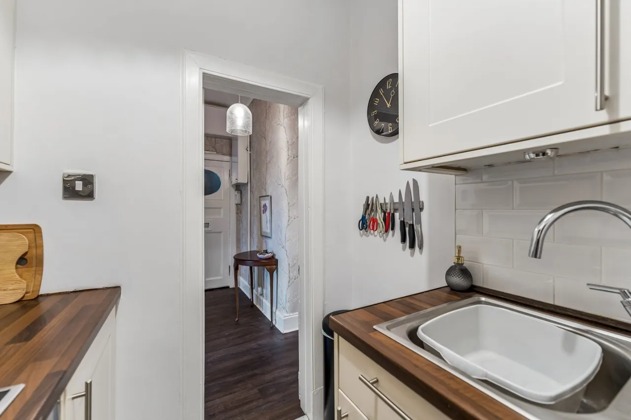 Exeter Drive, Thornwood, G11, photo 7