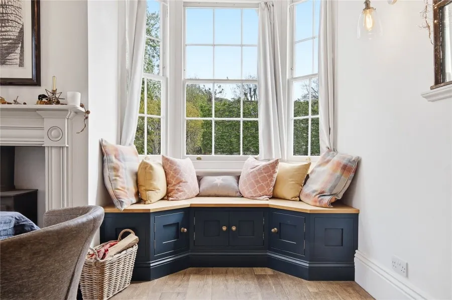 with 6 bedrooms in Stansted, CM24, photo 6