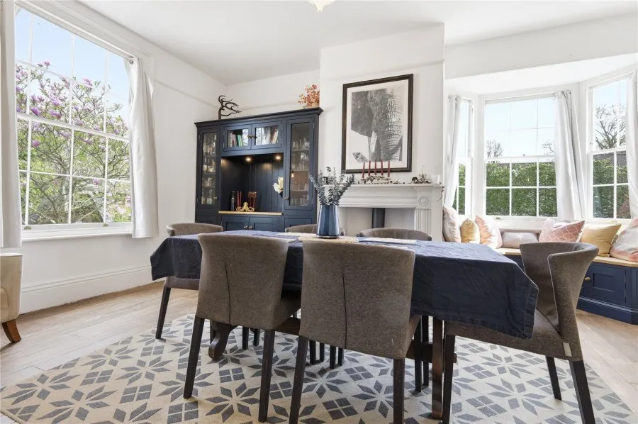 with 6 bedrooms in Stansted, CM24, photo 25