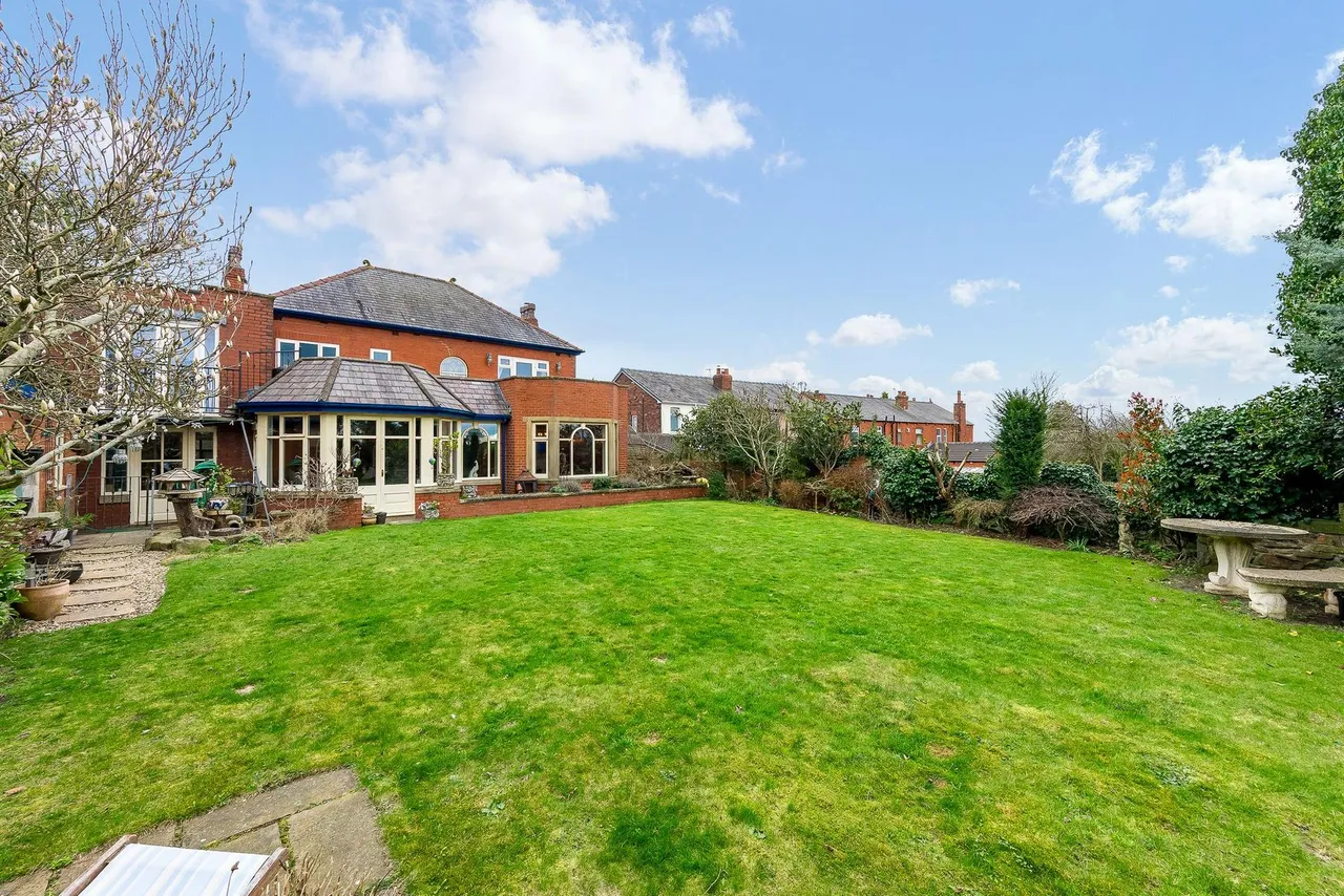 Garswood Road, Ashton-In-Makerfield, WN4, photo 54
