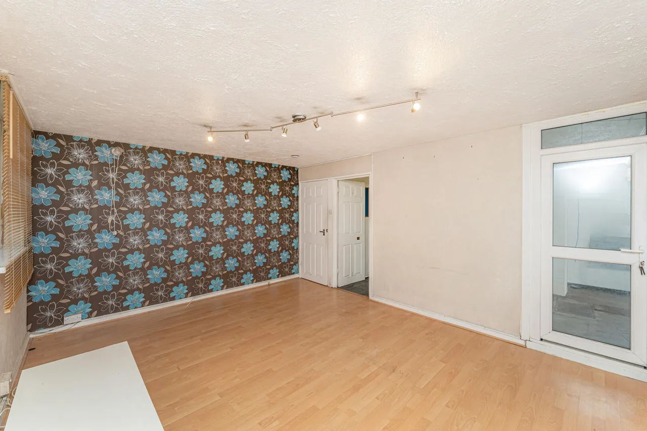 Exeter Road, Enfield, EN3, photo 3