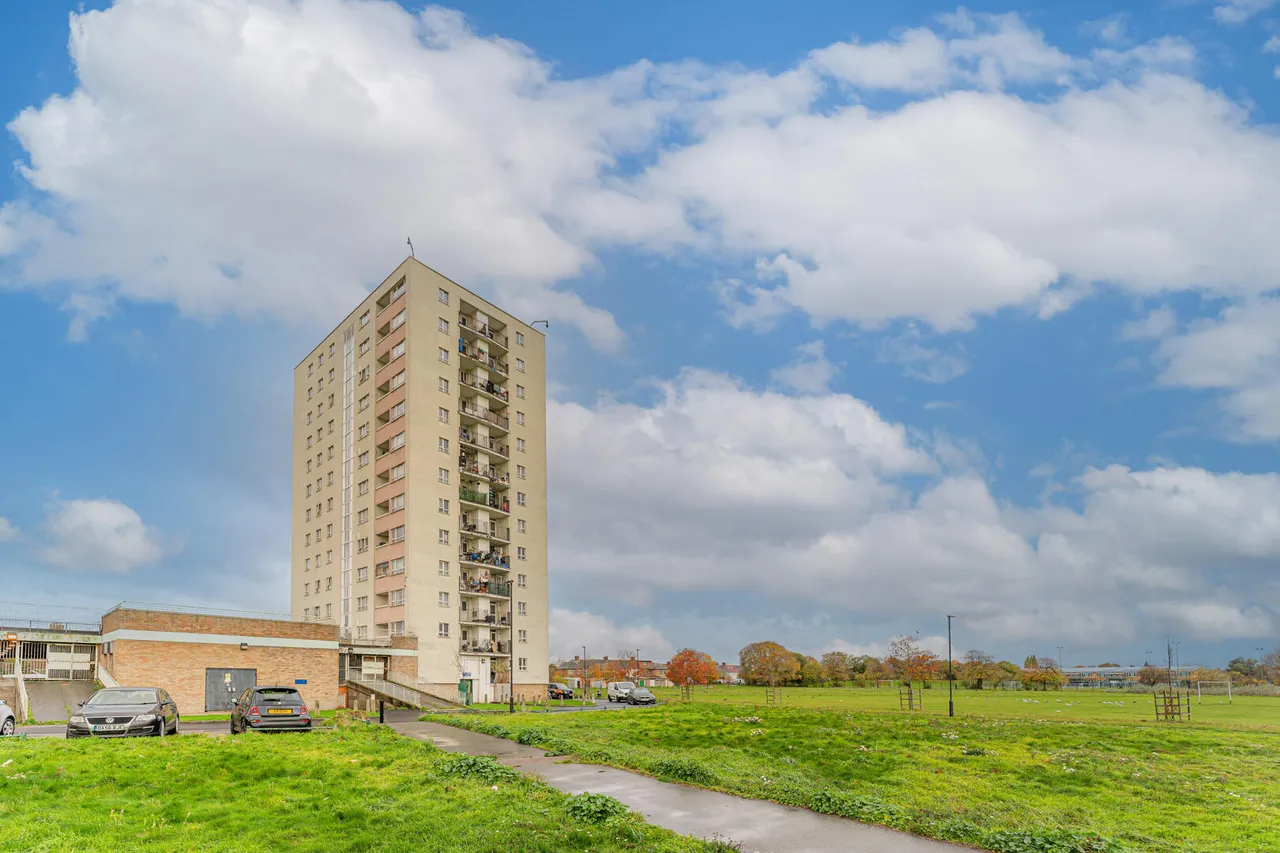 Exeter Road, Enfield, EN3, photo 17