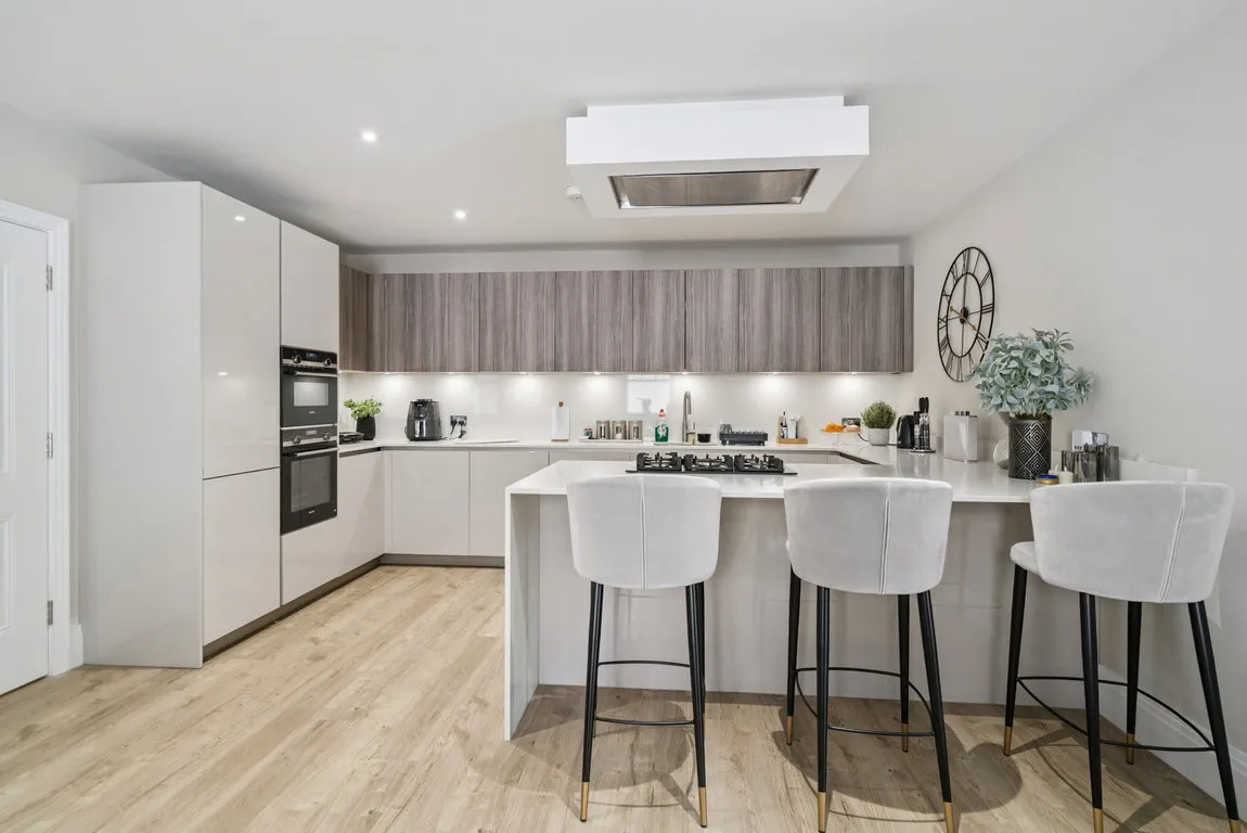 Belgrave House, Northwood, HA6, photo 4