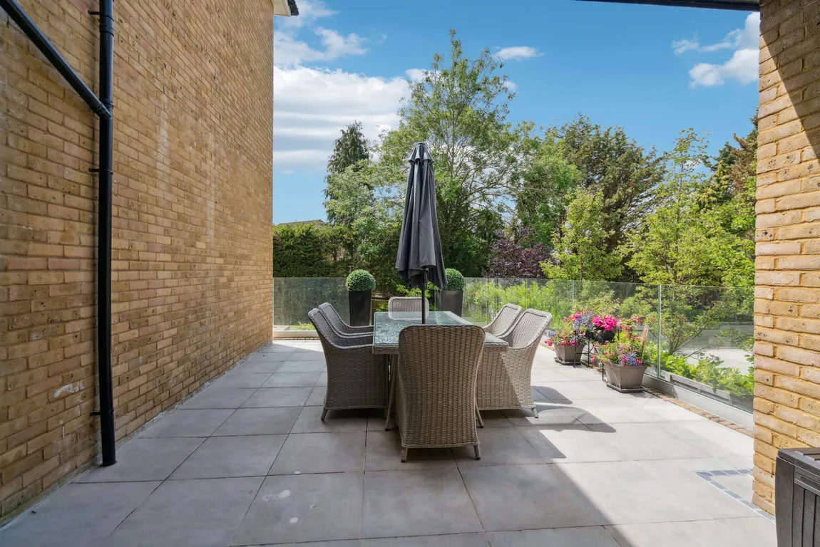 Belgrave House, Northwood, HA6, photo 14