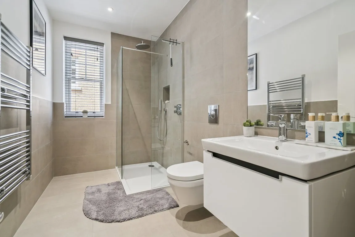 Belgrave House, Northwood, HA6, photo 8