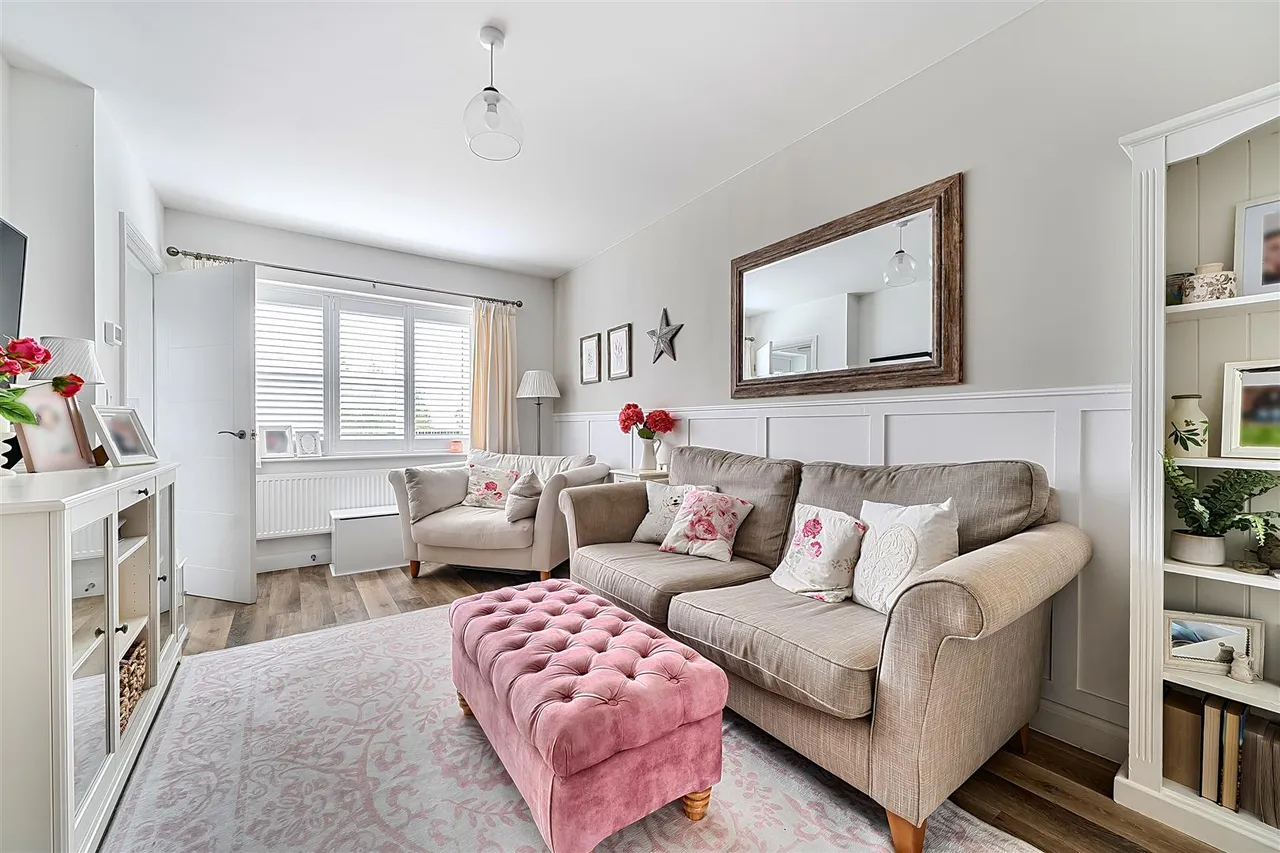 Merchant Crescent, Faringdon, SN7, photo 2