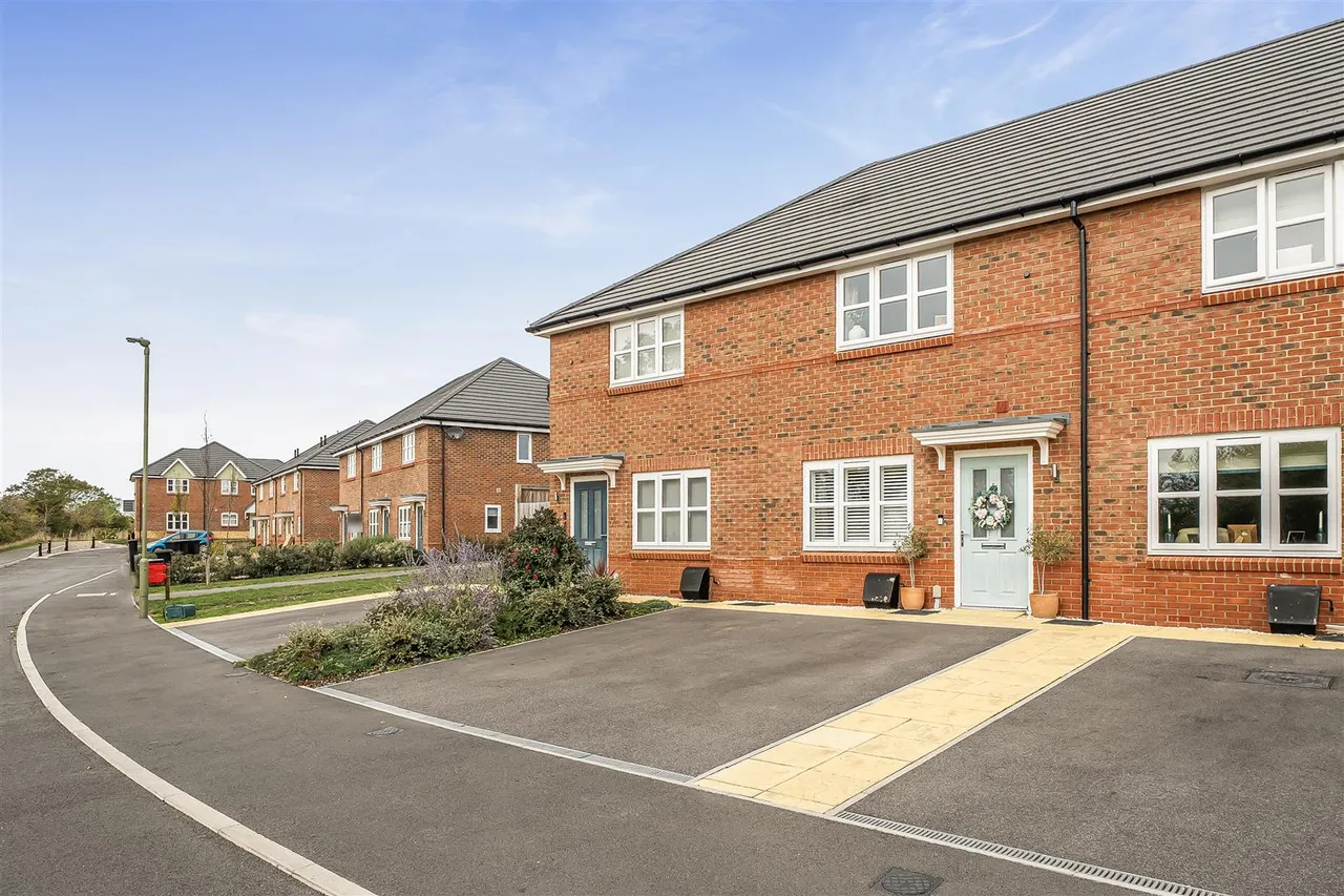Merchant Crescent, Faringdon, SN7, photo 20
