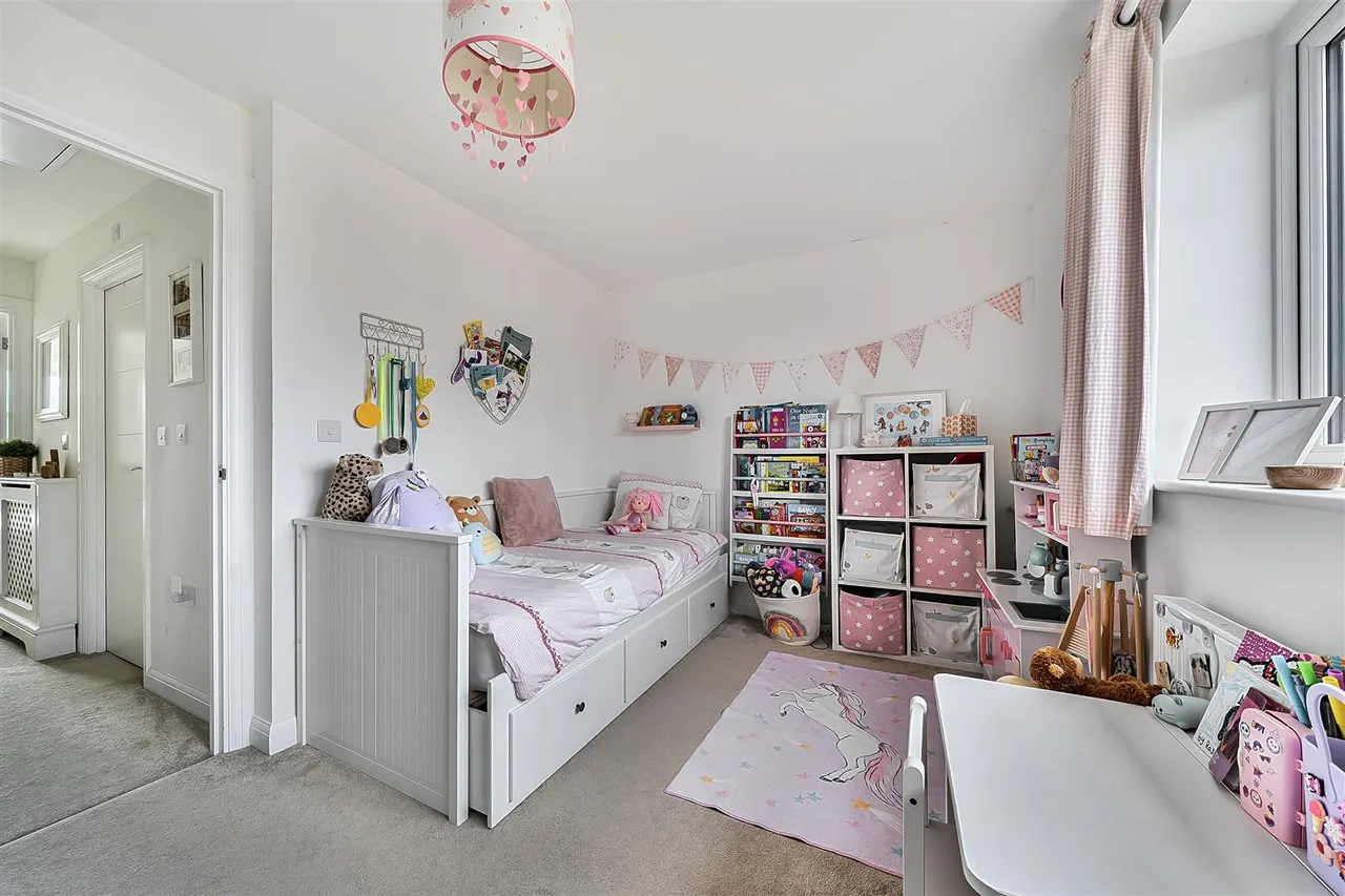 Merchant Crescent, Faringdon, SN7, photo 13