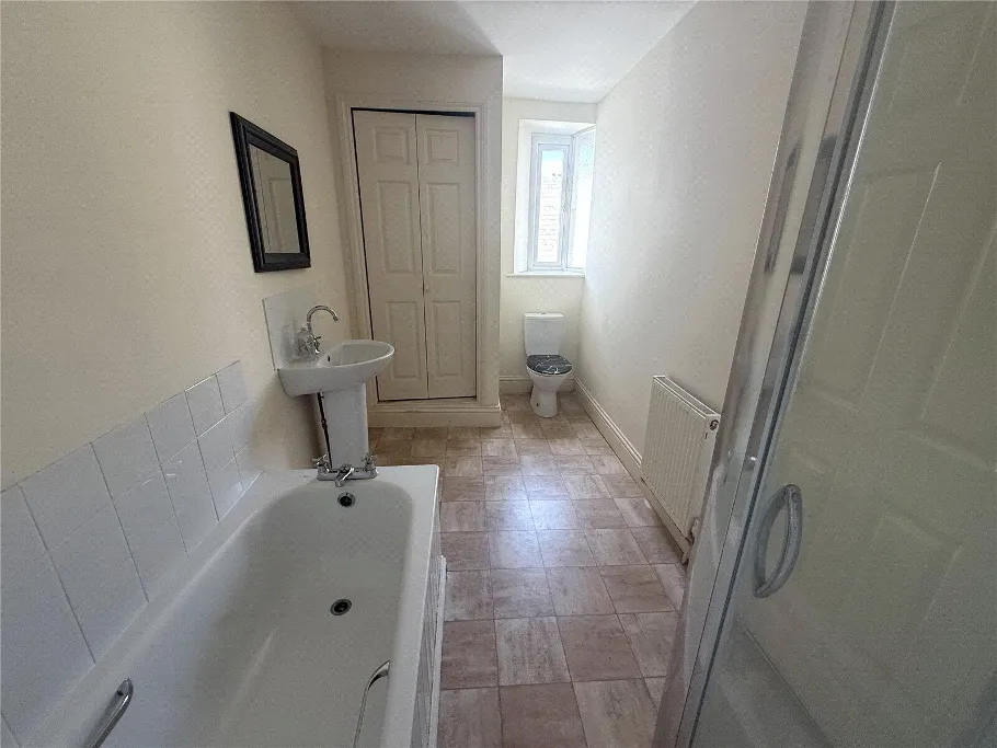 Great, Torrington, EX38, photo 5