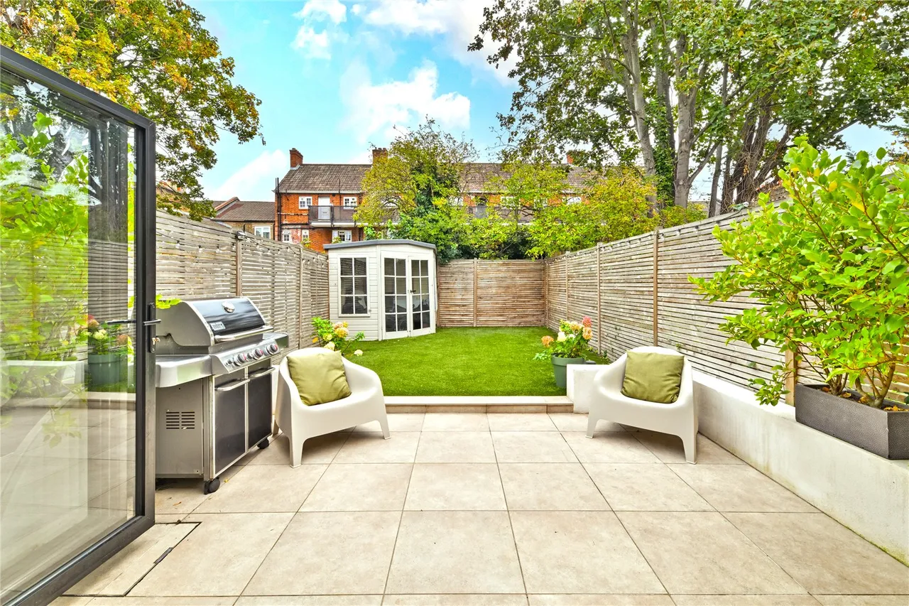 Nutcroft Road, SE15, photo 6