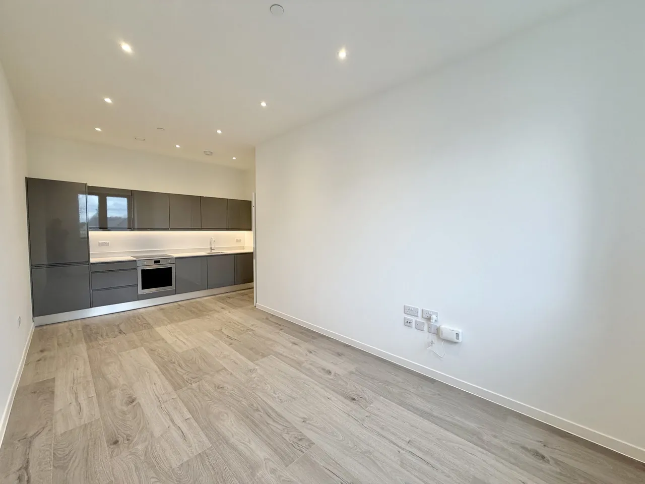 Flat 74 Tempus House 249 Midsummer Boulevard, Milton Keynes, MK9 1FQ, photo 4