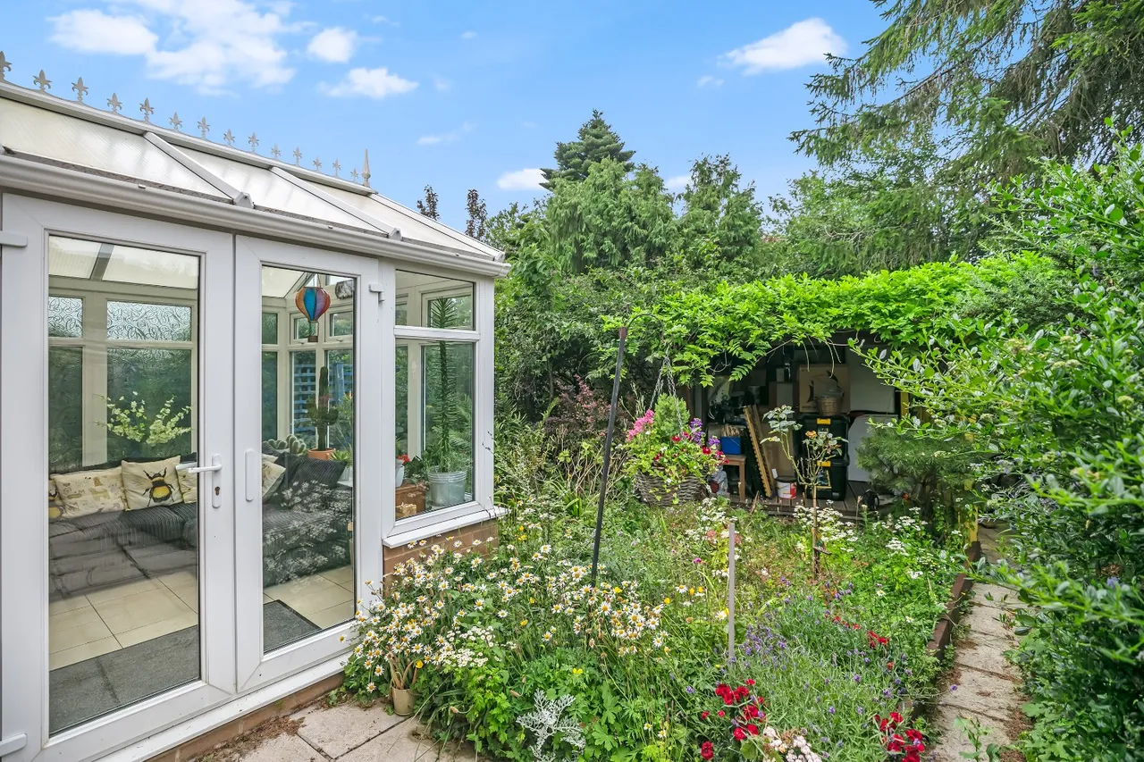 Grange Close, Ilkley, LS29, photo 21