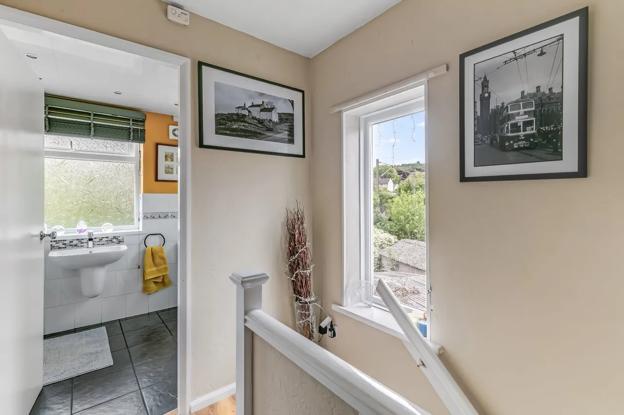 Grange Close, Ilkley, LS29, photo 17
