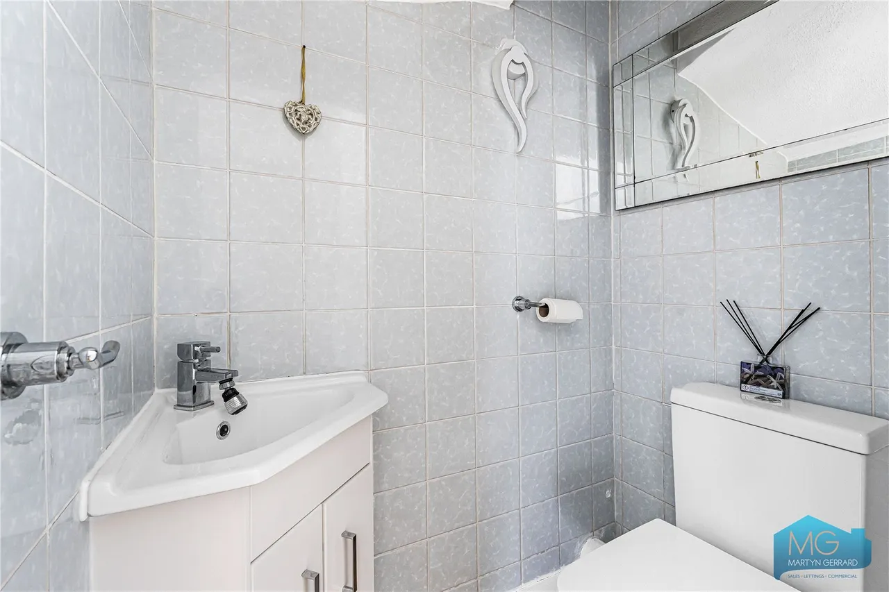 Dalmeny Road, New Barnet, EN5, photo 11