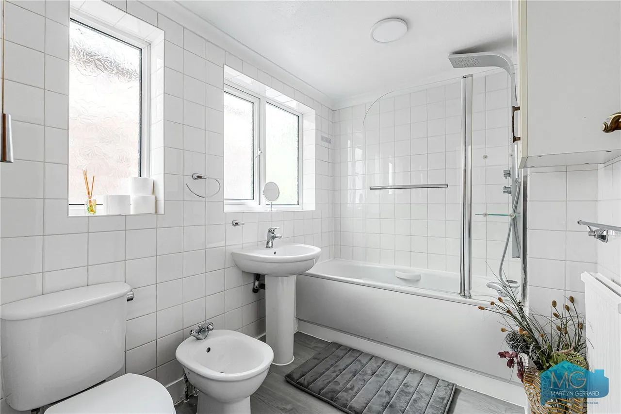 Dalmeny Road, New Barnet, EN5, photo 13