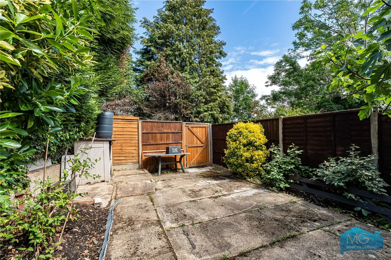 Dalmeny Road, New Barnet, EN5, photo 21