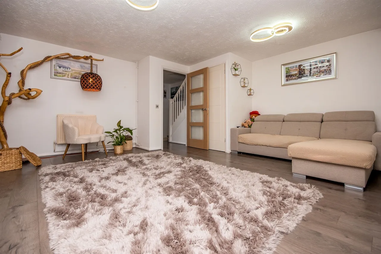 Ashbourne Drive, Kettering, NN14, photo 5