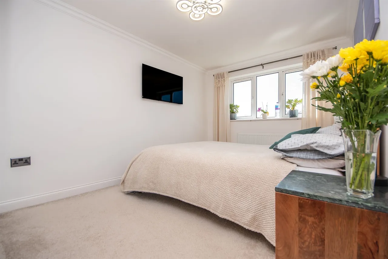 Ashbourne Drive, Kettering, NN14, photo 9