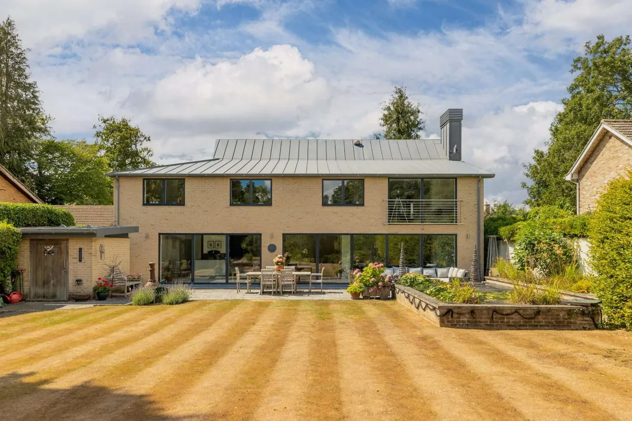 4 bed house for sale — Coppice Avenue, Great Shelford, Cambridge, CB22 5AQ