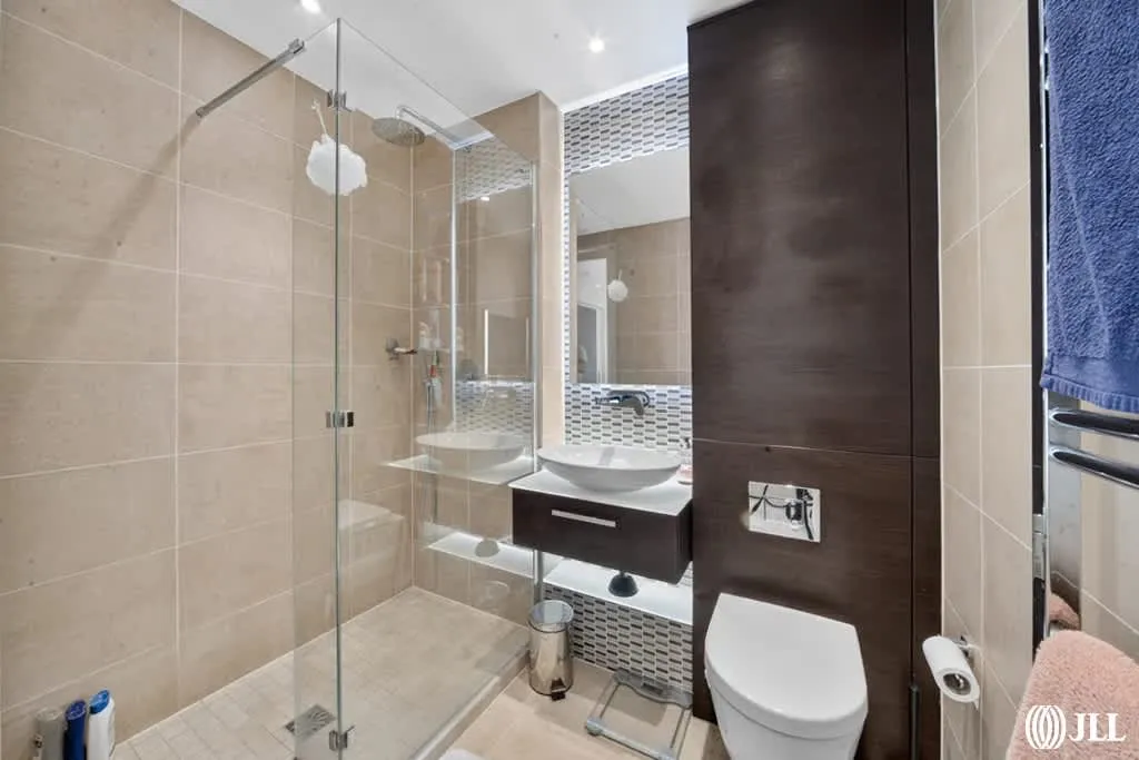 East Ferry Road, London, E14, photo 6
