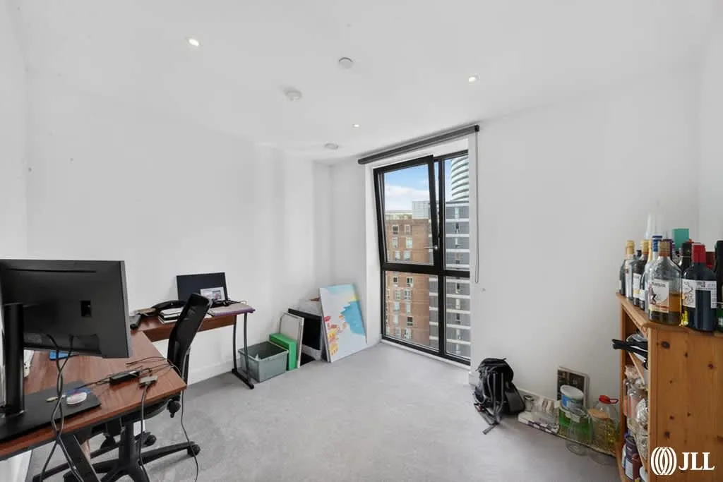 East Ferry Road, London, E14, photo 9
