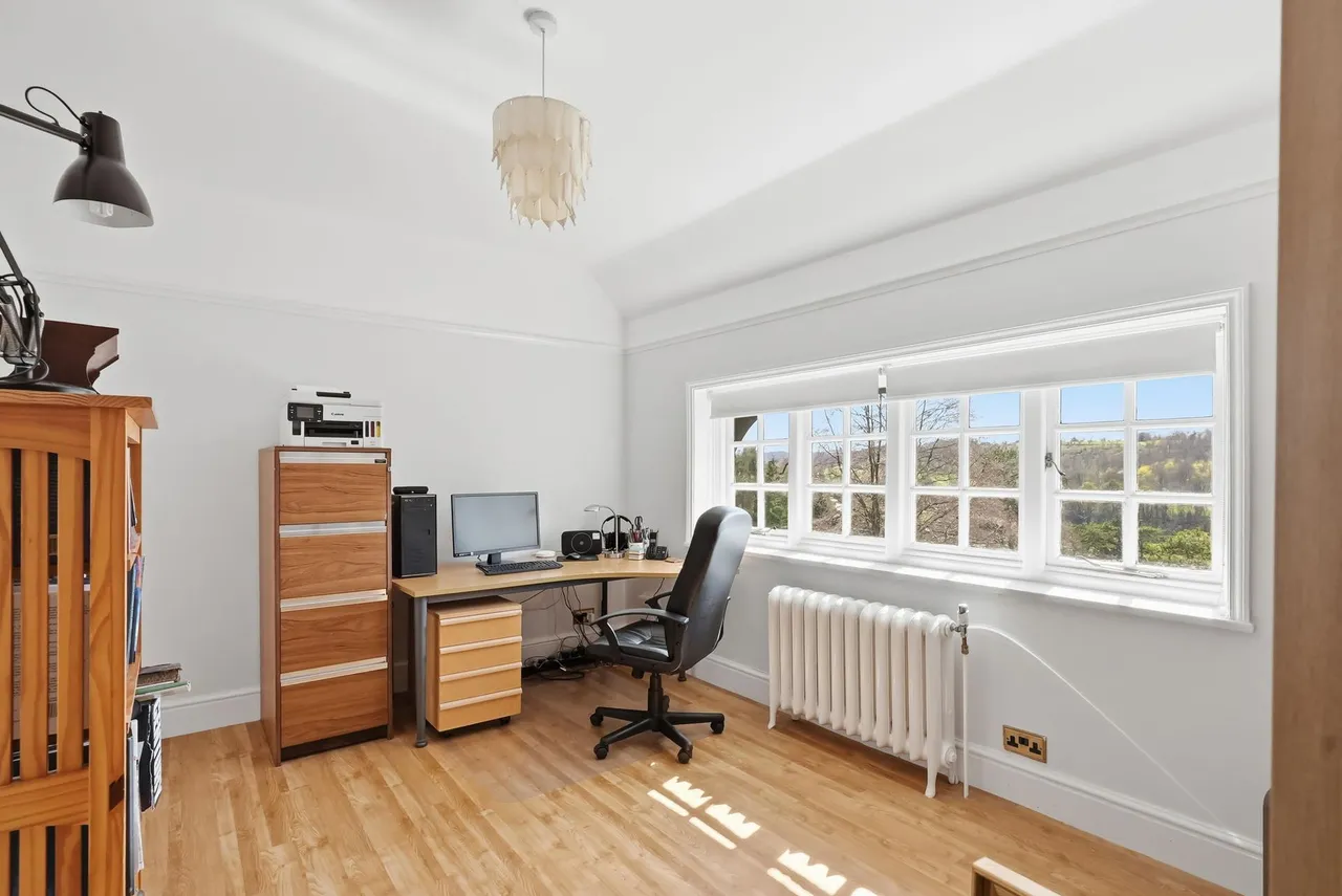 Park Ley Road, Woldingham, photo 48