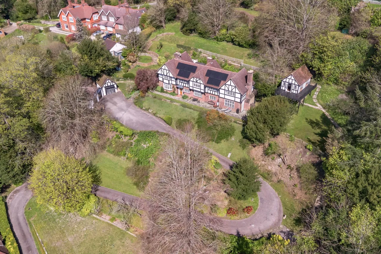 Park Ley Road, Woldingham, photo 4