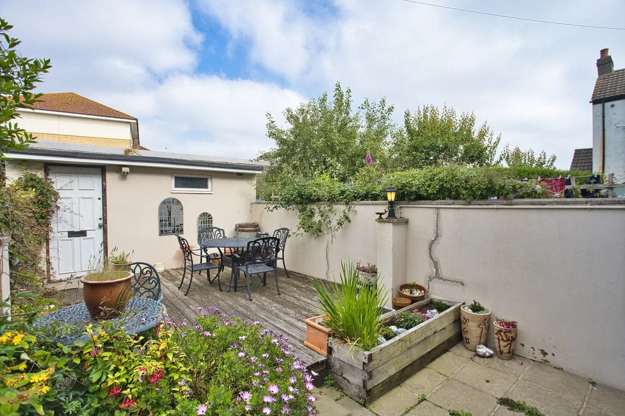 Campbell Road, Walmer, CT14, photo 13