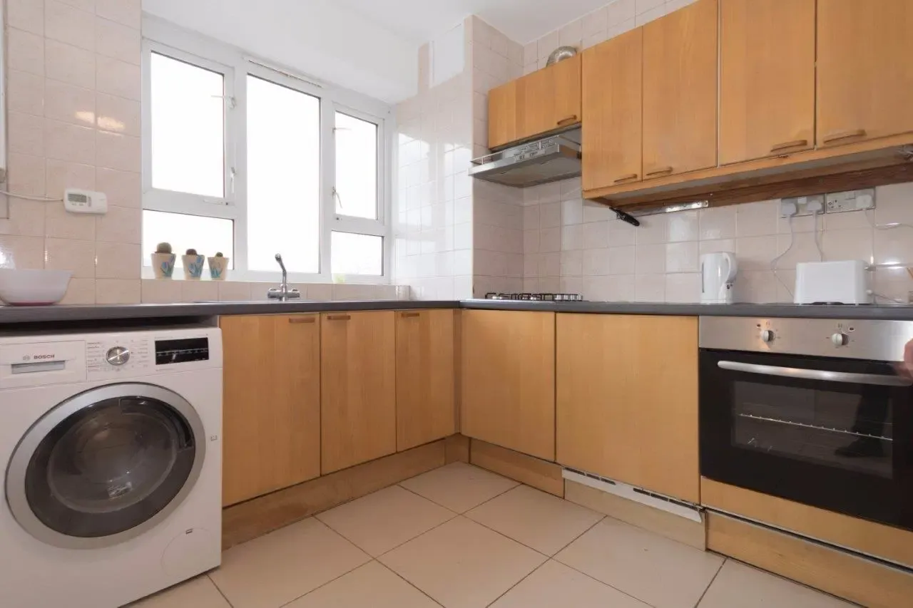 3 bed flat to rent, Weston Street, SE1