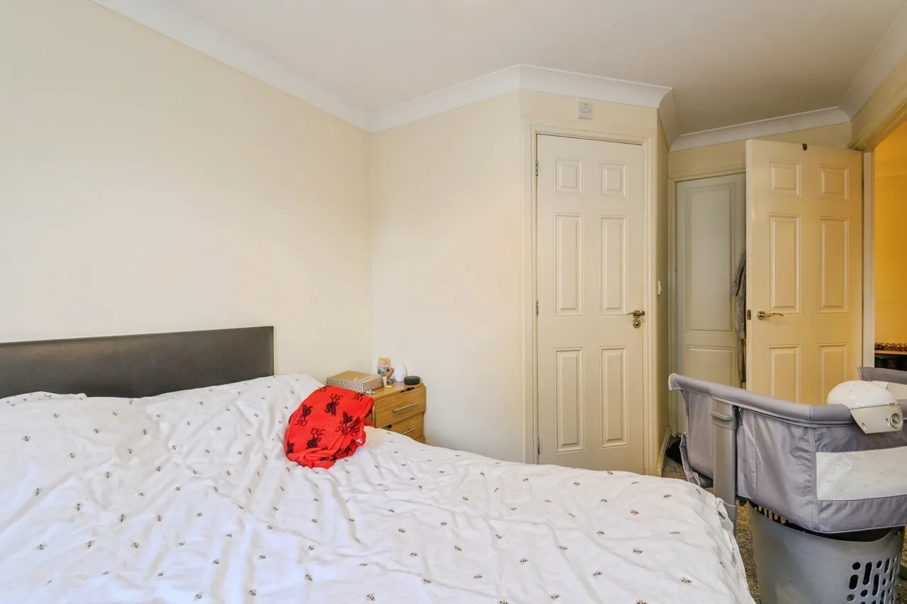 Blackthorn Drive, Huddersfield, West Yorkshire, HD3, photo 15
