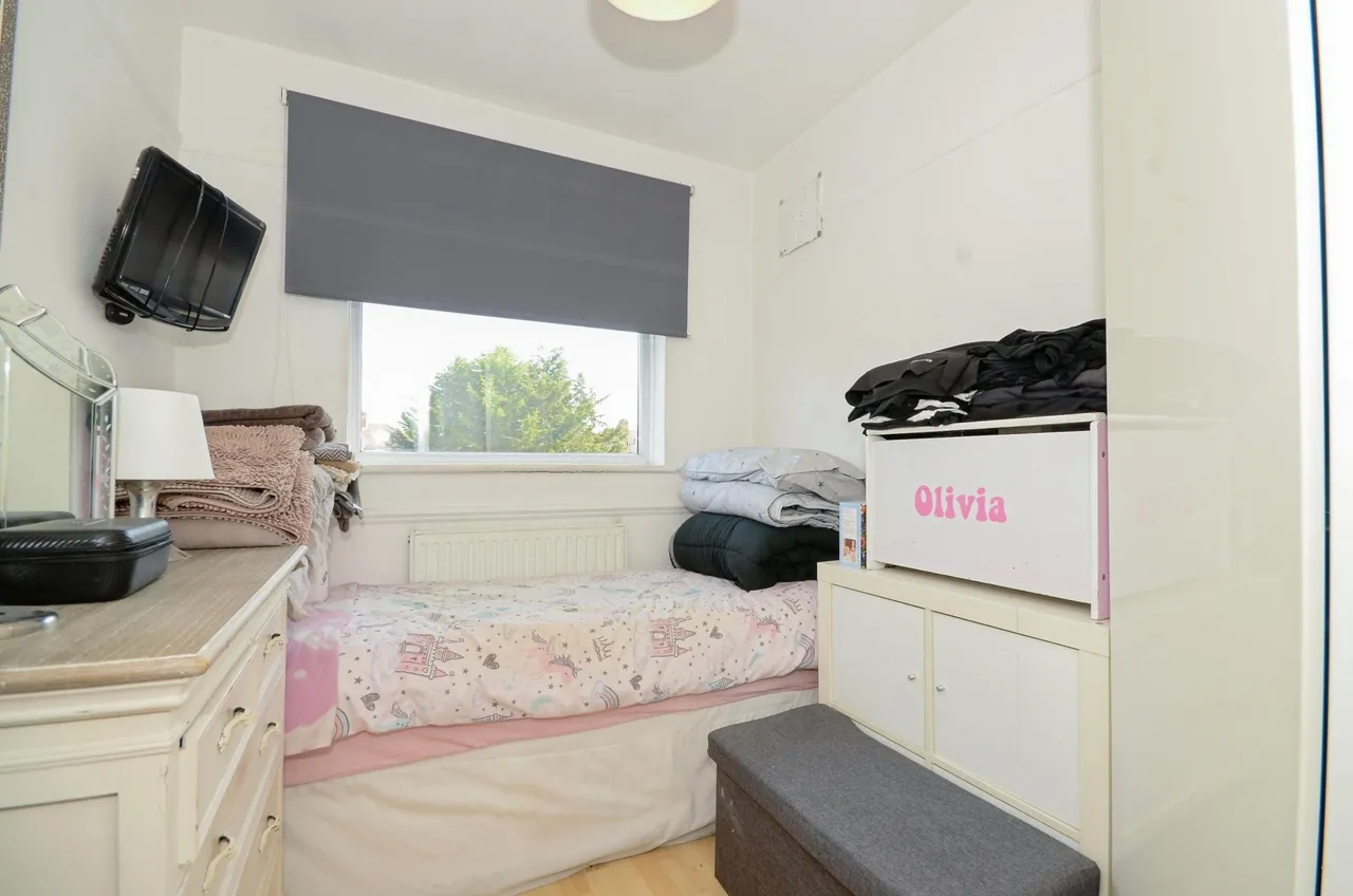 North Approach, Watford, WD25, photo 14
