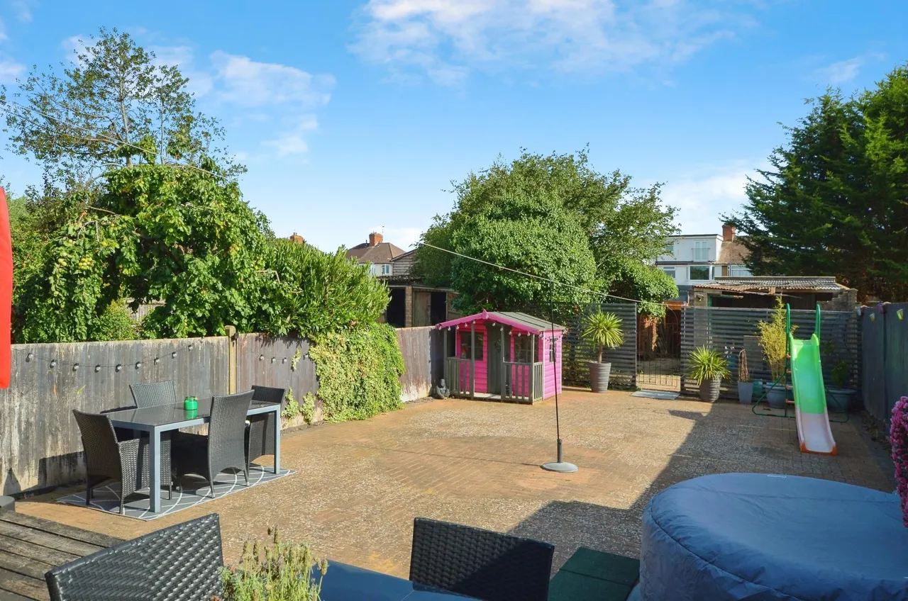 North Approach, Watford, WD25, photo 17