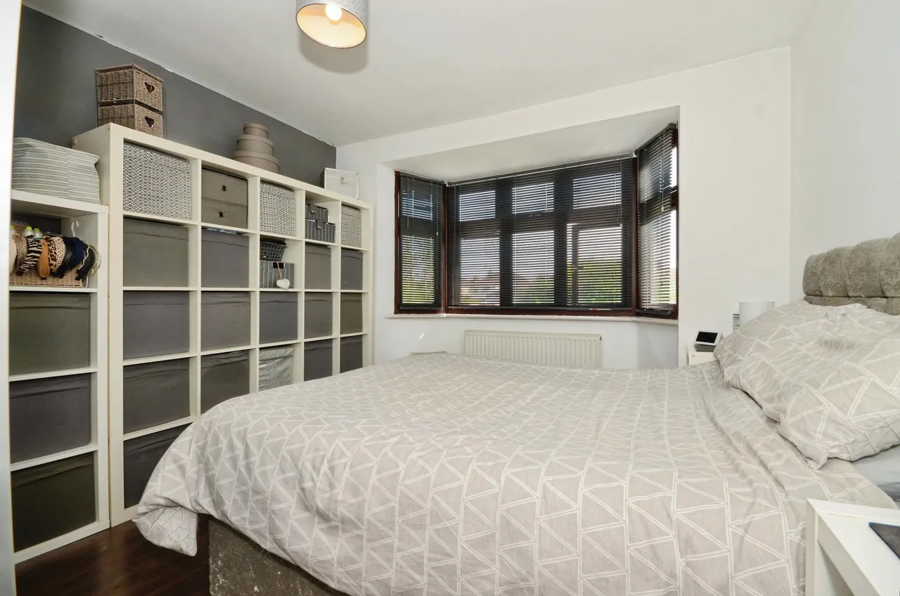 North Approach, Watford, WD25, photo 13