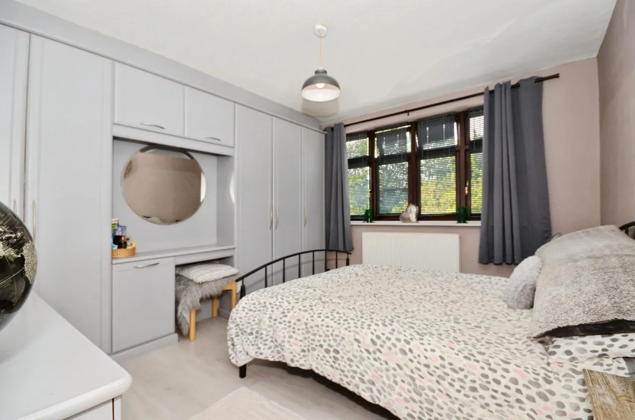 North Approach, Watford, WD25, photo 11