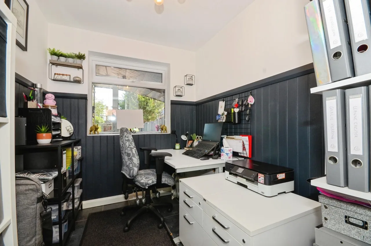 North Approach, Watford, WD25, photo 8