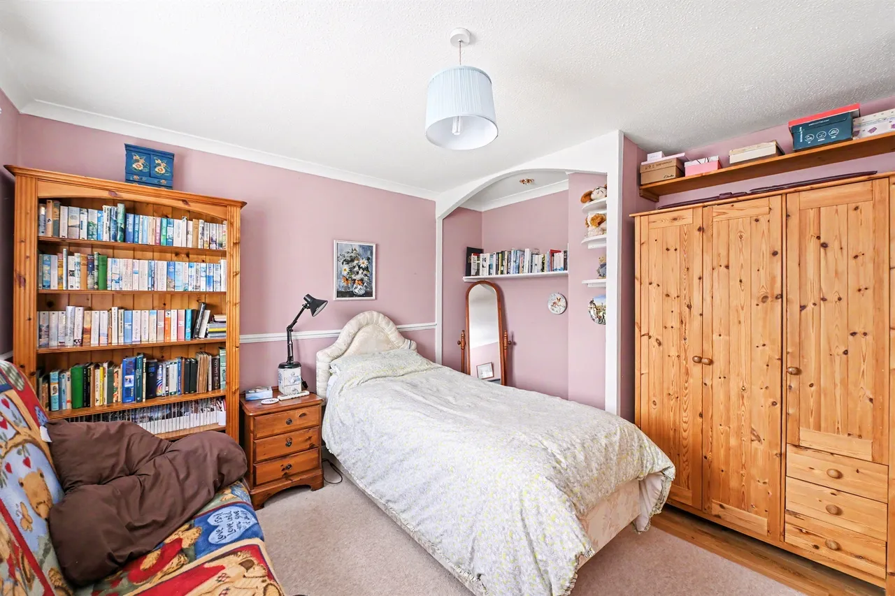 Morton Close, Pitstone, LU7, photo 12
