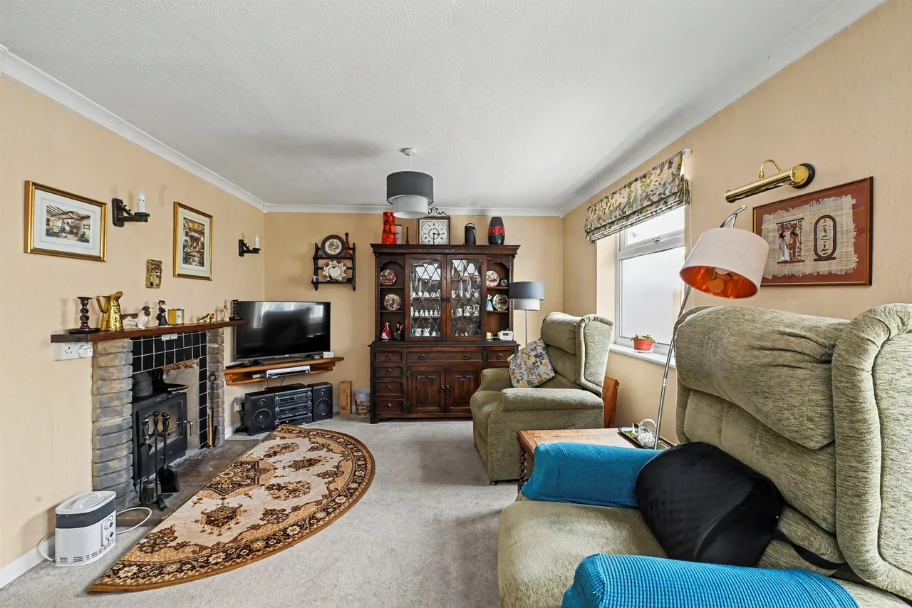 Morton Close, Pitstone, LU7, photo 5