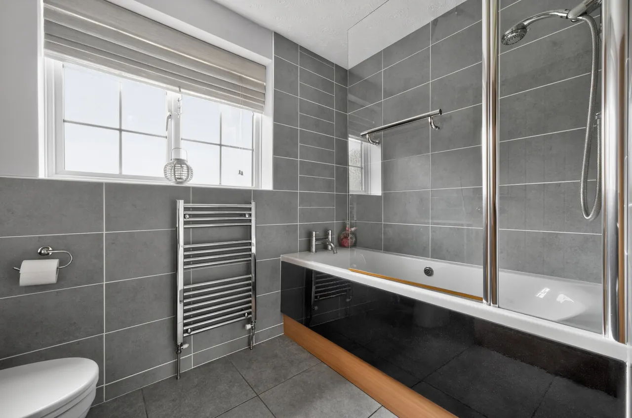 Lyndhurst Road, Landford, SP5, photo 7