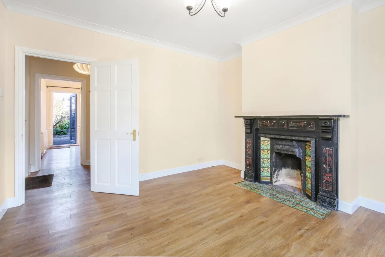 Margaret Road, Town Centre, Guildford, GU1, photo 5