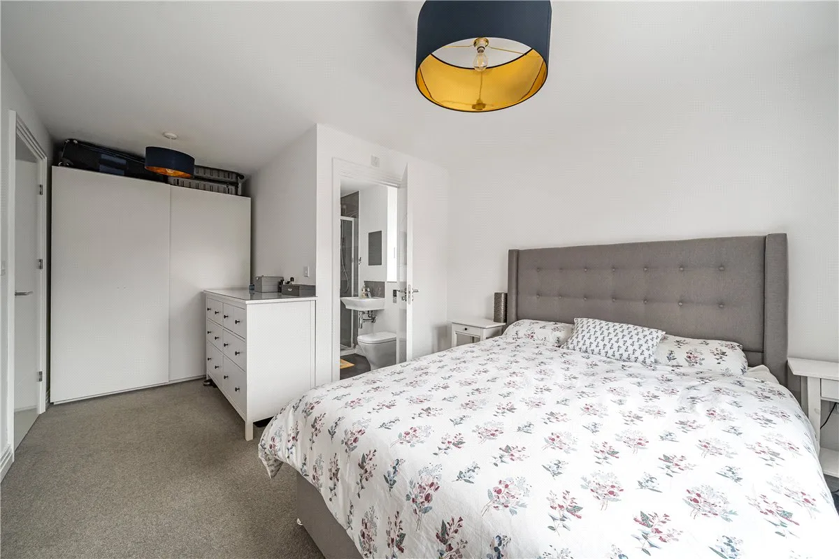 Fearnley Close, Glebe Farm, MK17, photo 10